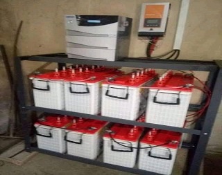 Complete set of 5kva inverter with 8 batteries